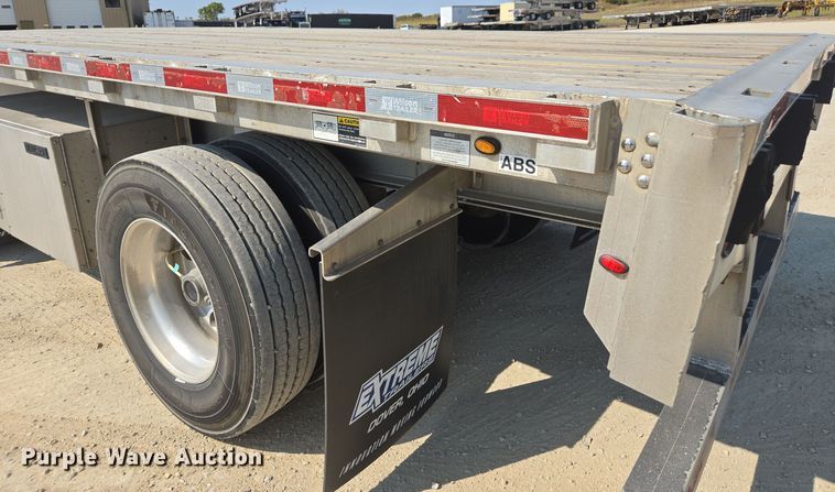 image for item EE7793 2014 Wilson AF-1080SS flatbed trailer