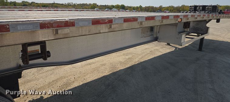 image for item EE7793 2014 Wilson AF-1080SS flatbed trailer