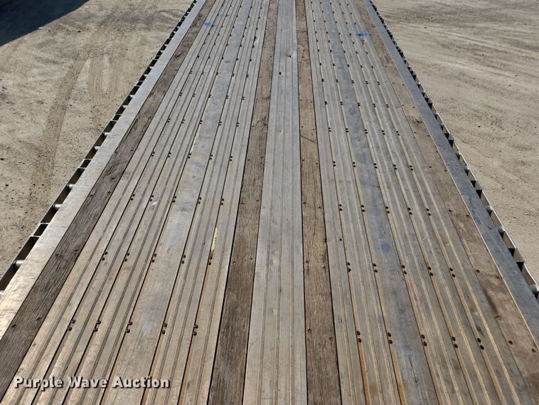 image for item EE7793 2014 Wilson AF-1080SS flatbed trailer