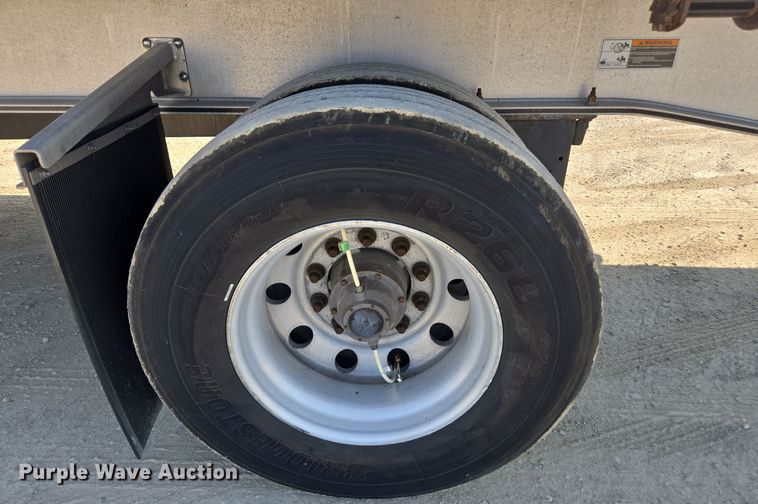 image for item EE7793 2014 Wilson AF-1080SS flatbed trailer