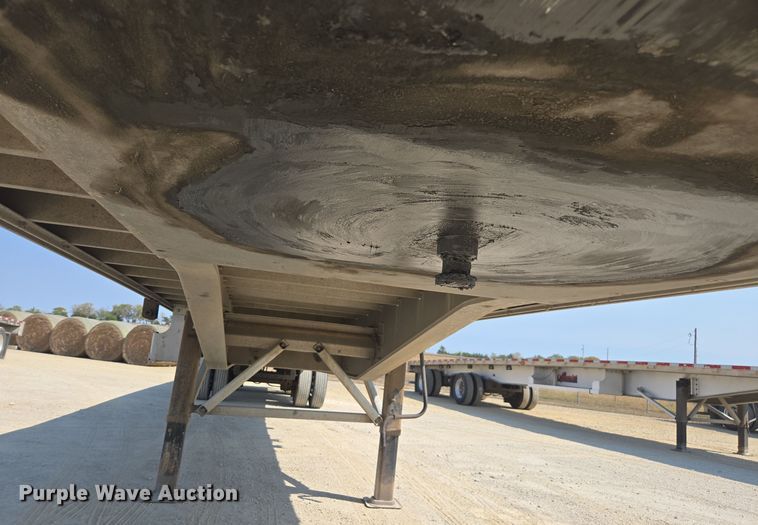image for item EE7794 2014 Wilson AF-1080SS flatbed trailer