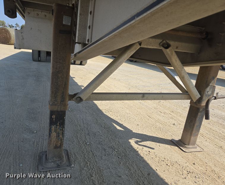 image for item EE7794 2014 Wilson AF-1080SS flatbed trailer