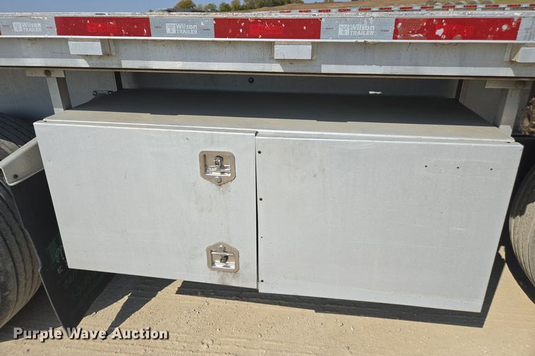 image for item EE7794 2014 Wilson AF-1080SS flatbed trailer