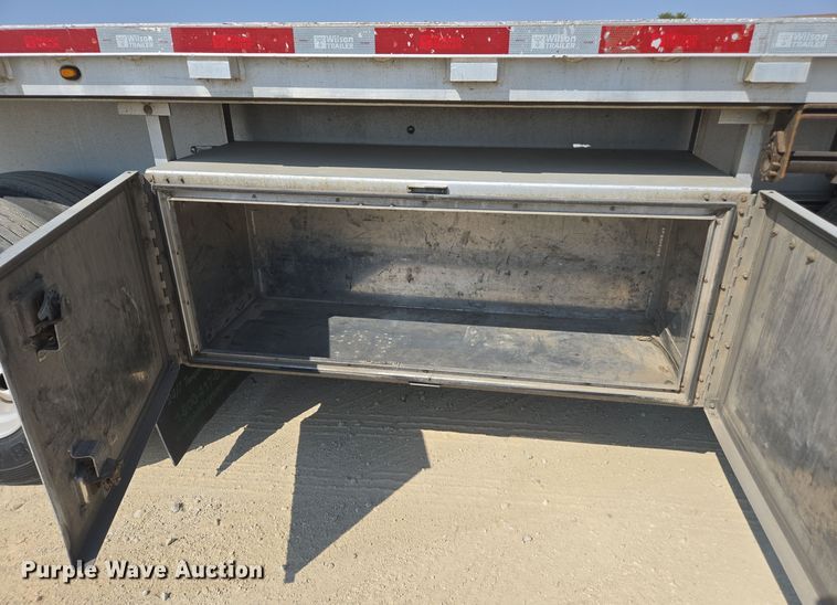image for item EE7794 2014 Wilson AF-1080SS flatbed trailer