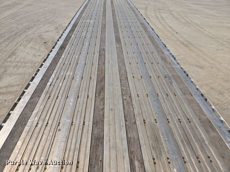 image for item EE7794 2014 Wilson AF-1080SS flatbed trailer