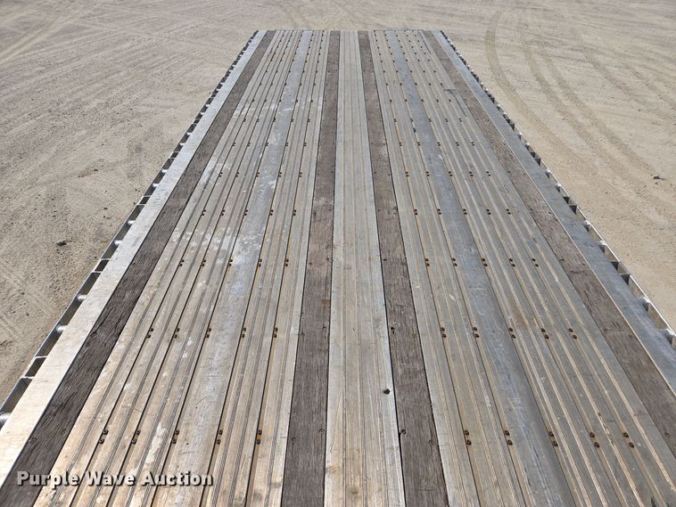 image for item EE7794 2014 Wilson AF-1080SS flatbed trailer