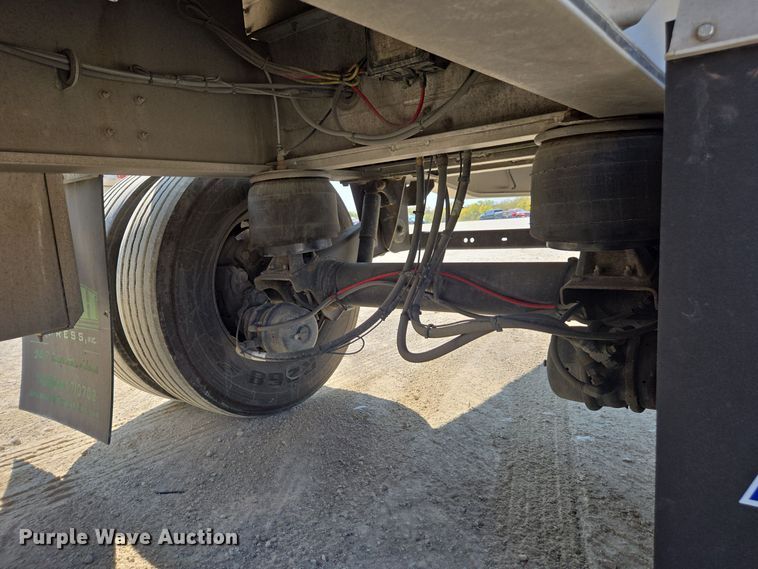 image for item EE7794 2014 Wilson AF-1080SS flatbed trailer