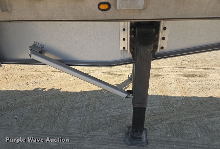 image for item EE7795 2014 Wilson  AF-1080SS flatbed trailer