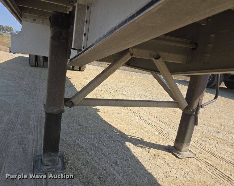 image for item EE7795 2014 Wilson  AF-1080SS flatbed trailer