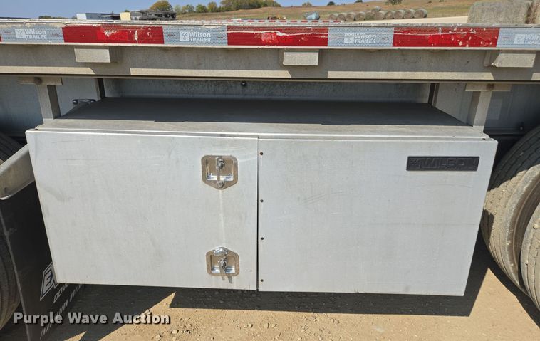 image for item EE7795 2014 Wilson  AF-1080SS flatbed trailer