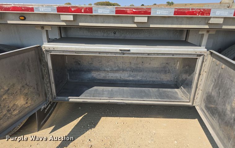 image for item EE7795 2014 Wilson  AF-1080SS flatbed trailer
