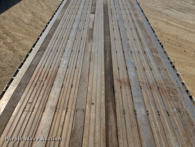 image for item EE7795 2014 Wilson  AF-1080SS flatbed trailer