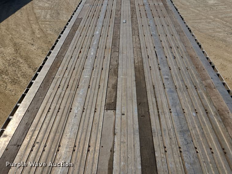 image for item EE7795 2014 Wilson  AF-1080SS flatbed trailer