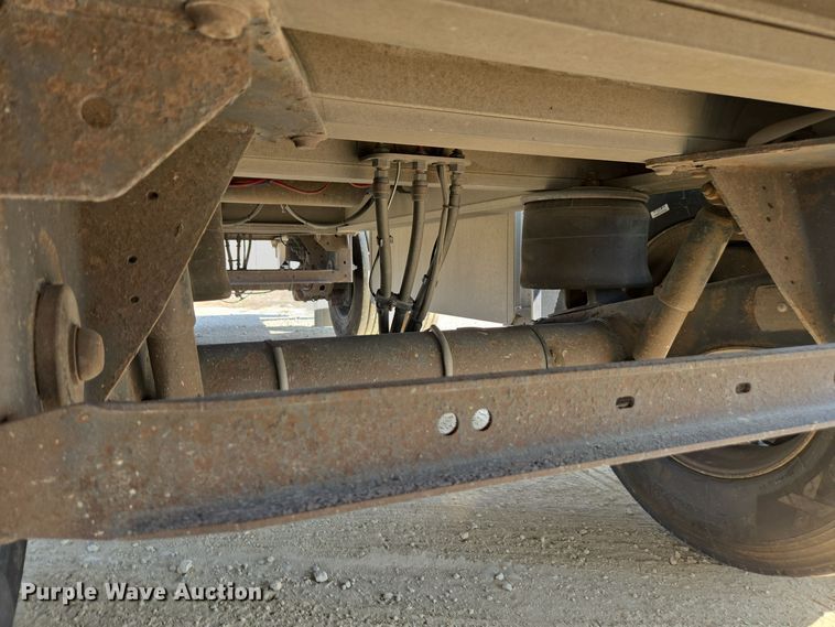 image for item EE7795 2014 Wilson  AF-1080SS flatbed trailer