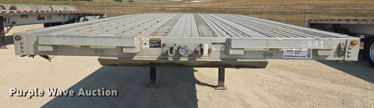image for item EE7796 2014 Wilson AF-1080SS flatbed trailer