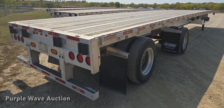image for item EE7796 2014 Wilson AF-1080SS flatbed trailer