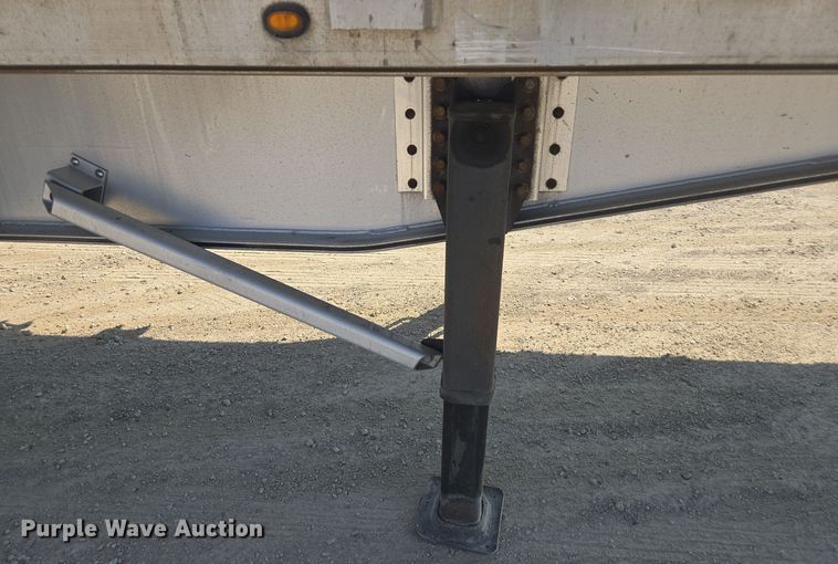 image for item EE7796 2014 Wilson AF-1080SS flatbed trailer