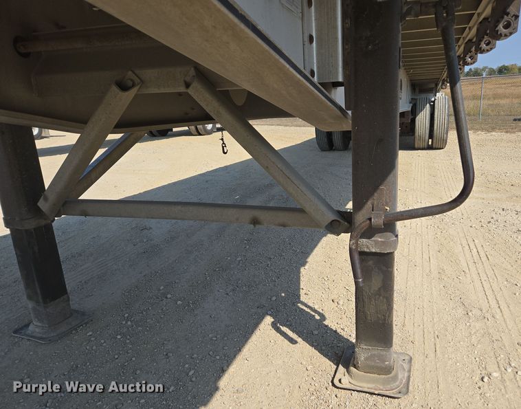 image for item EE7796 2014 Wilson AF-1080SS flatbed trailer