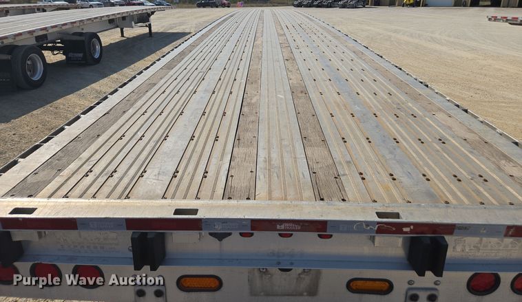image for item EE7796 2014 Wilson AF-1080SS flatbed trailer
