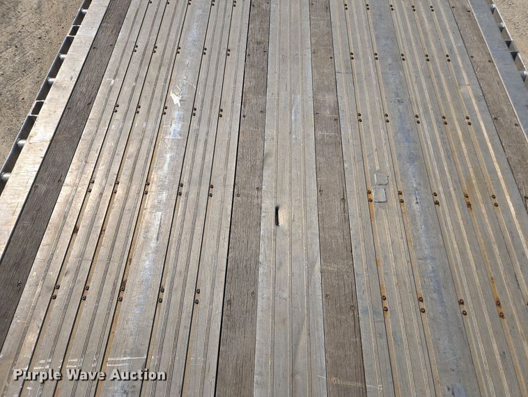 image for item EE7796 2014 Wilson AF-1080SS flatbed trailer