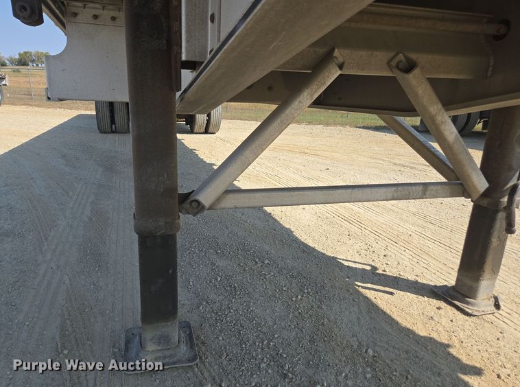 image for item EE7797 2014 Wilson AF-1080SS flatbed trailer