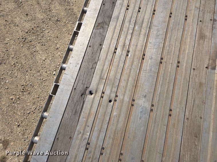 image for item EE7797 2014 Wilson AF-1080SS flatbed trailer