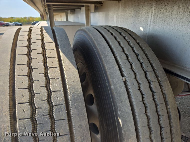 image for item EE7797 2014 Wilson AF-1080SS flatbed trailer