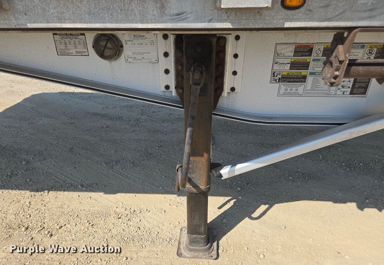 image for item EE7798 2014 Wilson AF-1080SS flatbed trailer