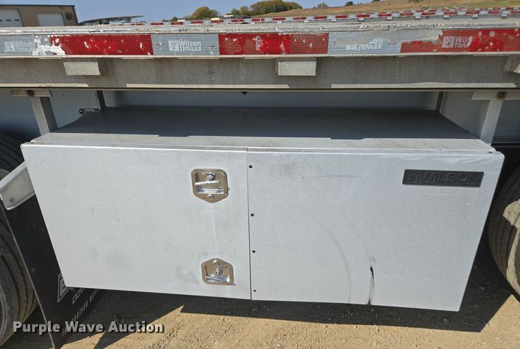 image for item EE7798 2014 Wilson AF-1080SS flatbed trailer