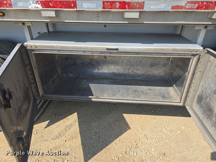 image for item EE7798 2014 Wilson AF-1080SS flatbed trailer