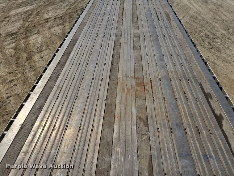 image for item EE7798 2014 Wilson AF-1080SS flatbed trailer