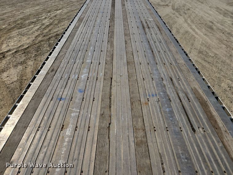 image for item EE7798 2014 Wilson AF-1080SS flatbed trailer