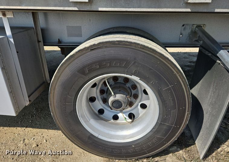 image for item EE7798 2014 Wilson AF-1080SS flatbed trailer