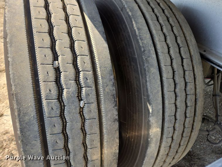 image for item EE7798 2014 Wilson AF-1080SS flatbed trailer