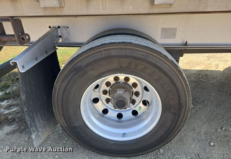 image for item EE7798 2014 Wilson AF-1080SS flatbed trailer