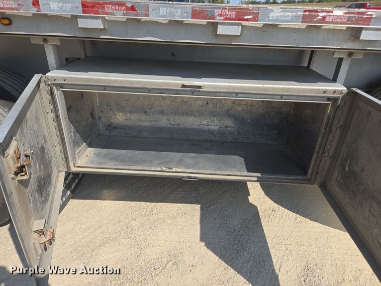 image for item EE7799 2014 Wilson AF-1080SS flatbed trailer