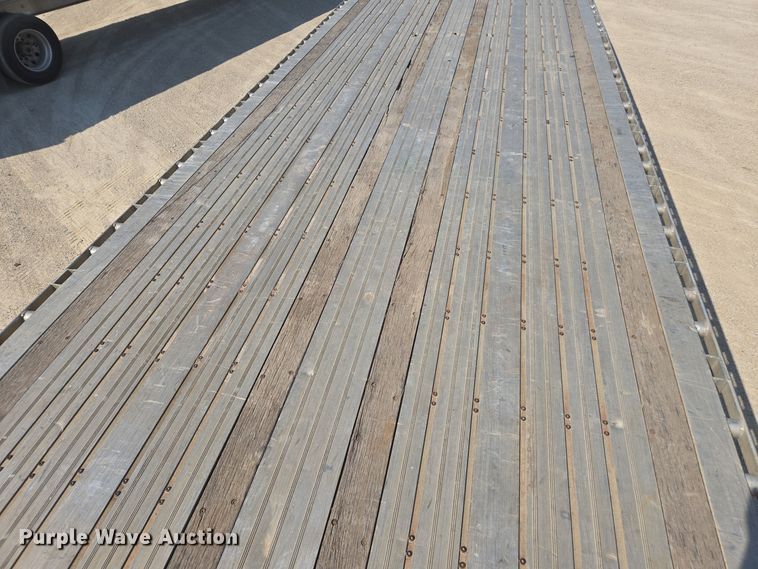 image for item EE7799 2014 Wilson AF-1080SS flatbed trailer