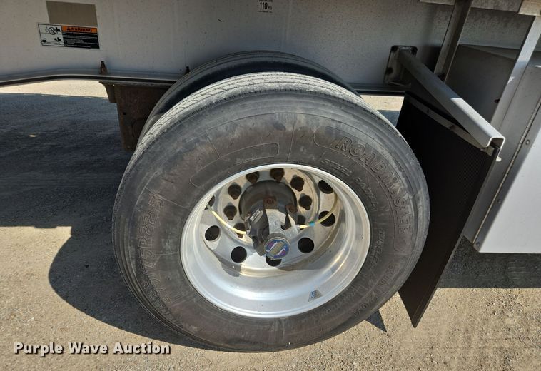 image for item EE7799 2014 Wilson AF-1080SS flatbed trailer