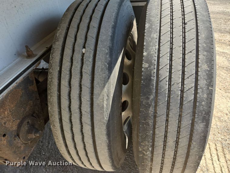 image for item EE7799 2014 Wilson AF-1080SS flatbed trailer