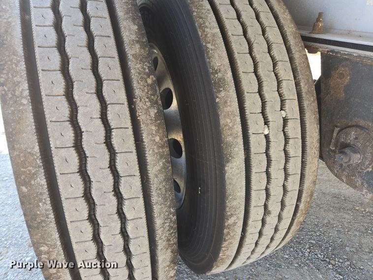 image for item EE7799 2014 Wilson AF-1080SS flatbed trailer