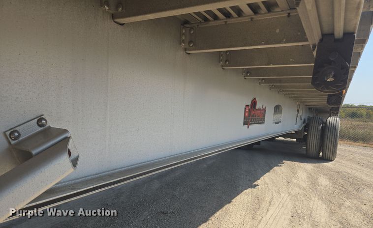 image for item EE7801 2014 Wilson AF-1080SS flatbed trailer