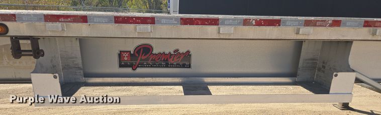 image for item EE7801 2014 Wilson AF-1080SS flatbed trailer
