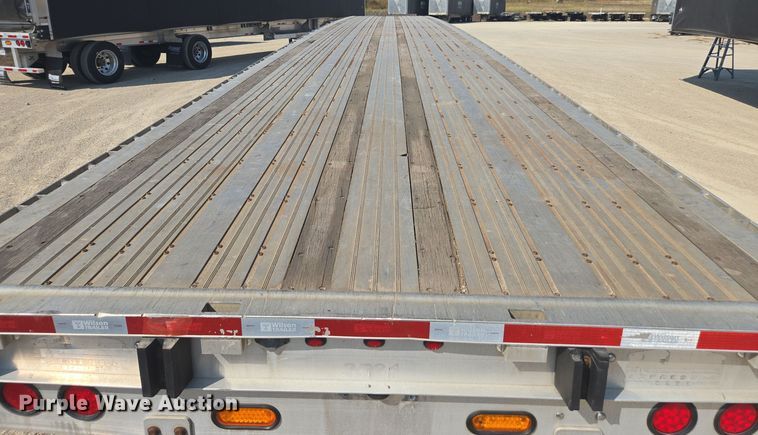 image for item EE7801 2014 Wilson AF-1080SS flatbed trailer