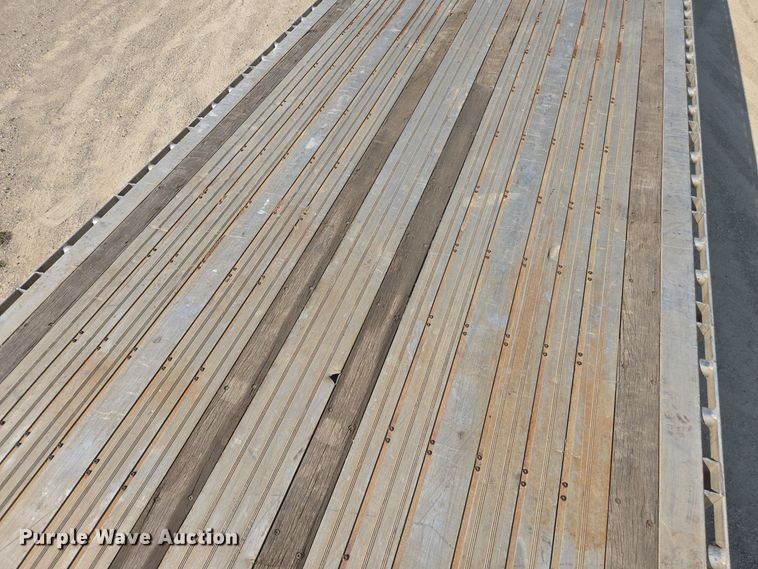 image for item EE7801 2014 Wilson AF-1080SS flatbed trailer