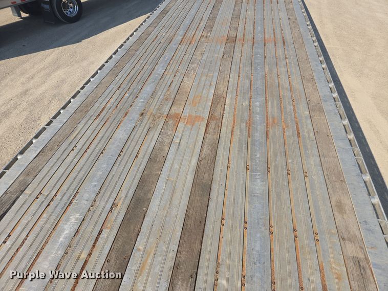 image for item EE7801 2014 Wilson AF-1080SS flatbed trailer