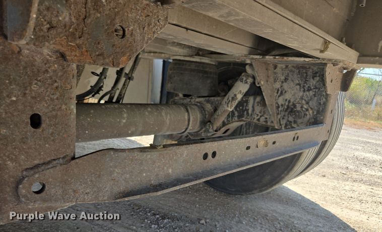 image for item EE7801 2014 Wilson AF-1080SS flatbed trailer