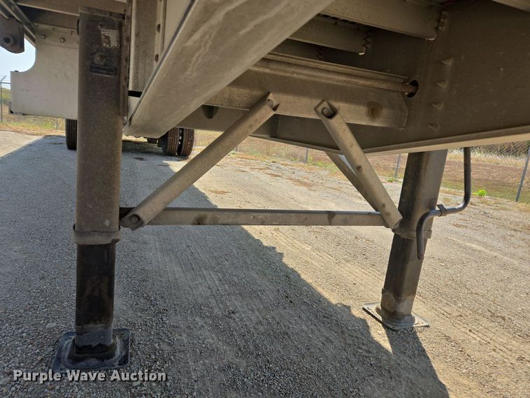 image for item EE7803 2014 Wilson AF-1080SS flatbed trailer