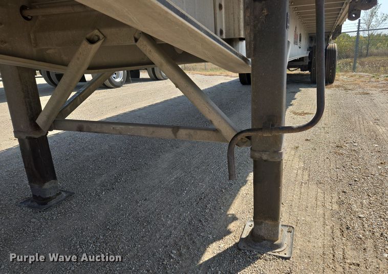 image for item EE7803 2014 Wilson AF-1080SS flatbed trailer