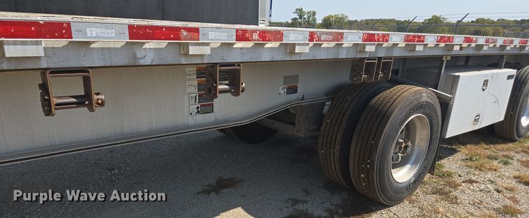 image for item EE7803 2014 Wilson AF-1080SS flatbed trailer