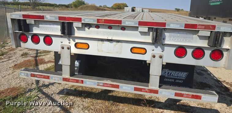 image for item EE7803 2014 Wilson AF-1080SS flatbed trailer